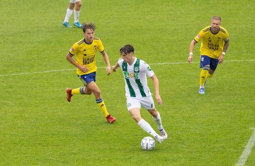 SC Cambuur wint besloten oefenwedstrijd van FC Groningen